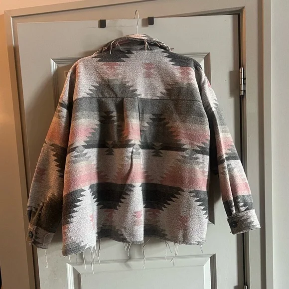 Aztec Shacket - Picture 2 of 2